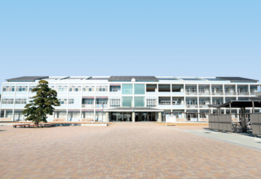 匝瑳市立野栄中学校　校舎