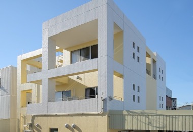 カクヤ鮮魚店舗兼住宅